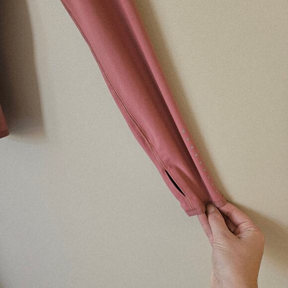 Old Navy Active Powersoft Hoodie, Size XS Pink Full Zip Thumb Holes Athleisure - Picture 3 of 7